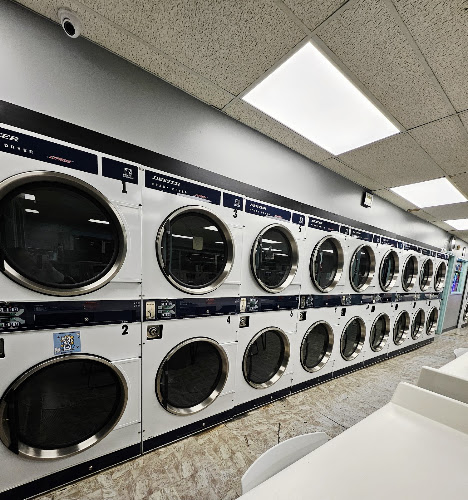 Angie's Laundromat in Arlington
