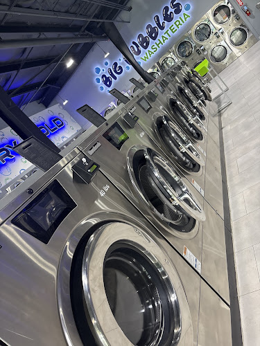 Big Bubbles Washateria in Baytown