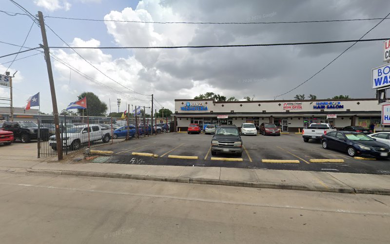 Bonanza Washateria in Houston