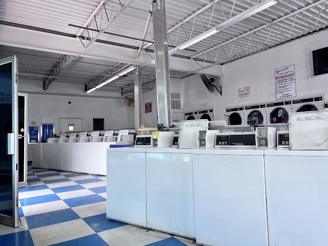 Cactus Laundromat in San Angelo