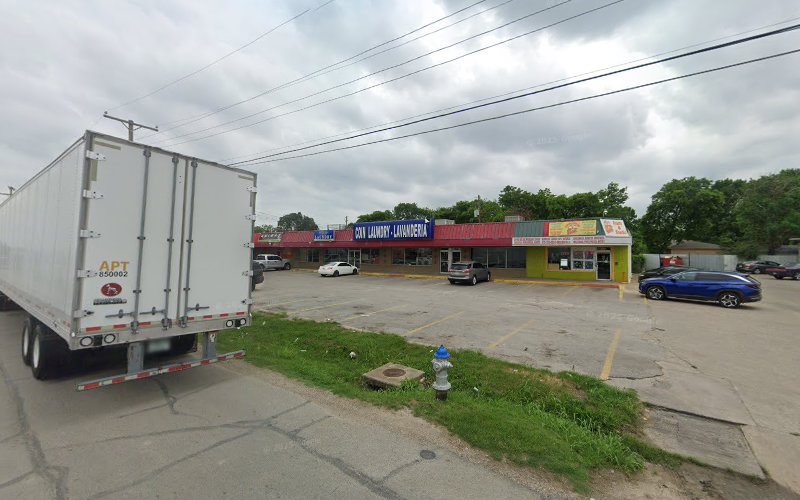 Coin Laundry Lavanderia in Dallas