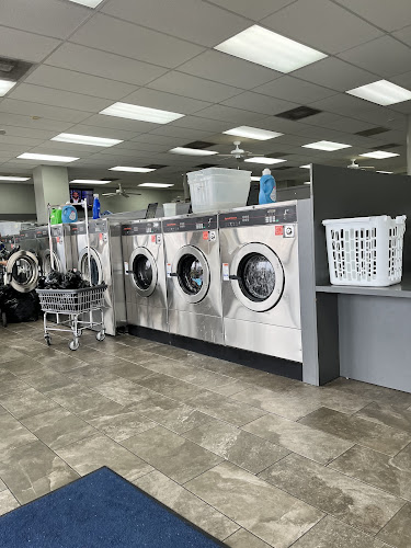 Coin Laundry Lavanderia in Dallas