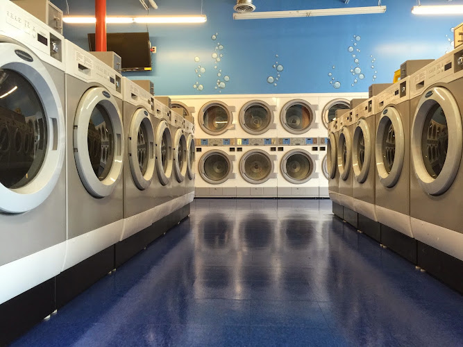 Coin Laundry Mart in Lewisville