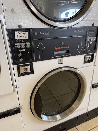 Del Angel Laundromat in El Paso