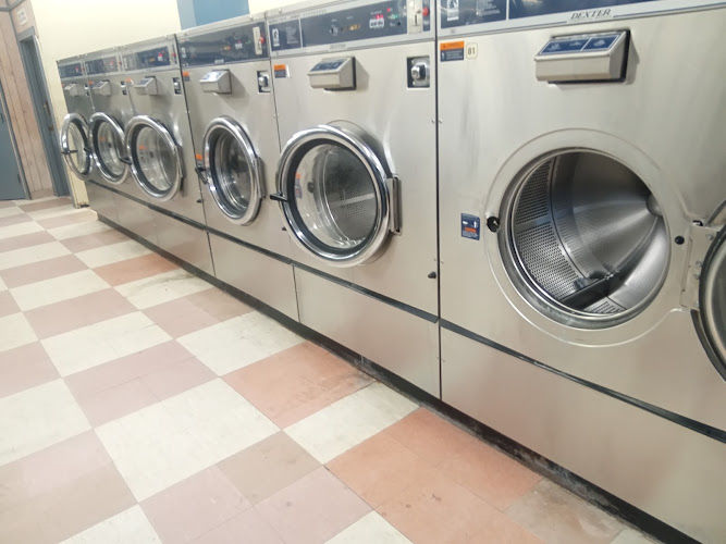 E-Z Wash in San Antonio