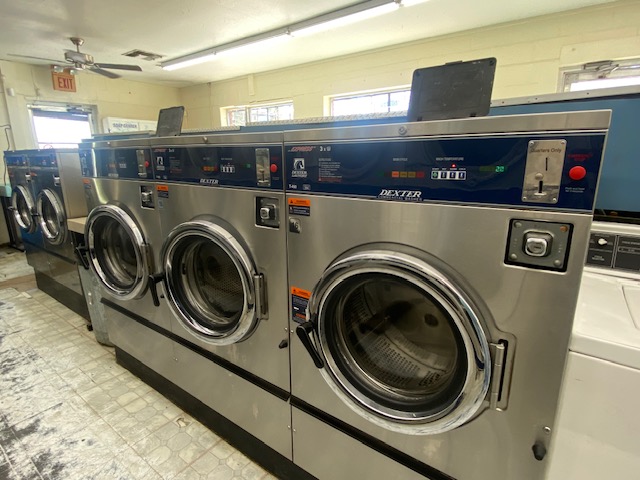 E-Z Wash in San Antonio