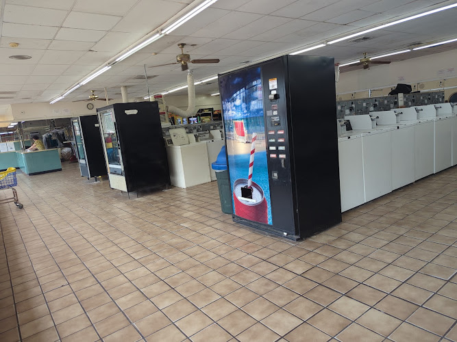 Eleventh Street Cleaners and Laundry in Houston