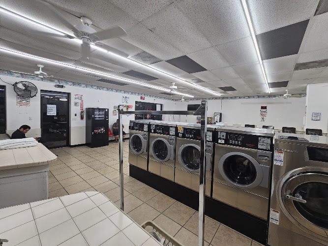 Esse Laundromat Pharr in Pharr