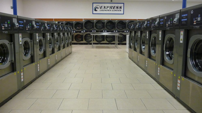 Express Laundry Center in Houston