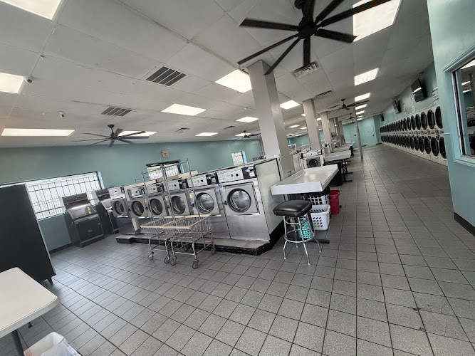Family Laundry in Houston