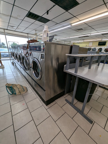 Gaston Laundry in Austin