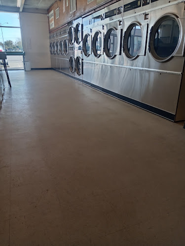 Hall's Laundry in McAllen