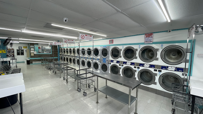High Spin Laundromat Wash and Dry in San Antonio