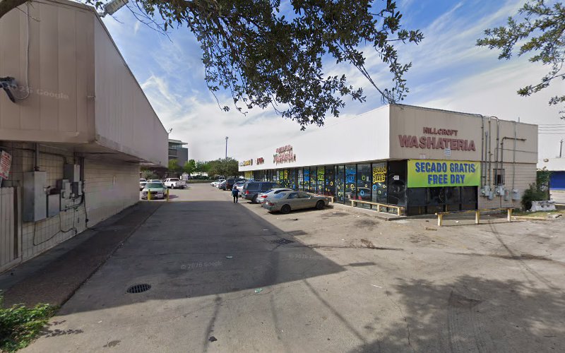 Hillcroft Washateria in Houston