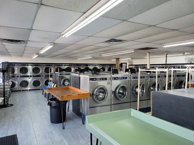 Jiffy Washateria in Houston