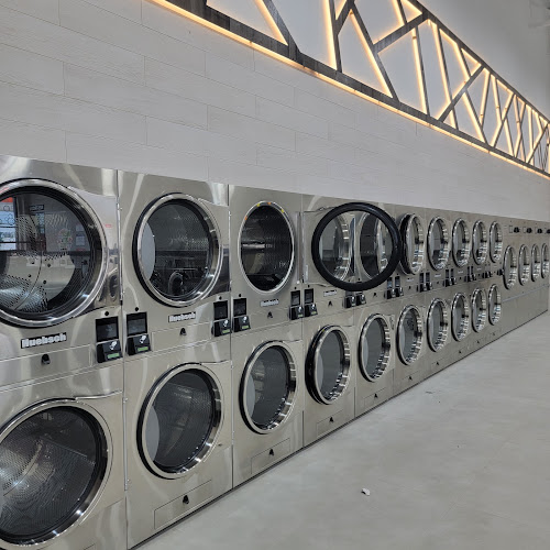 Kroozin Washateria in Houston