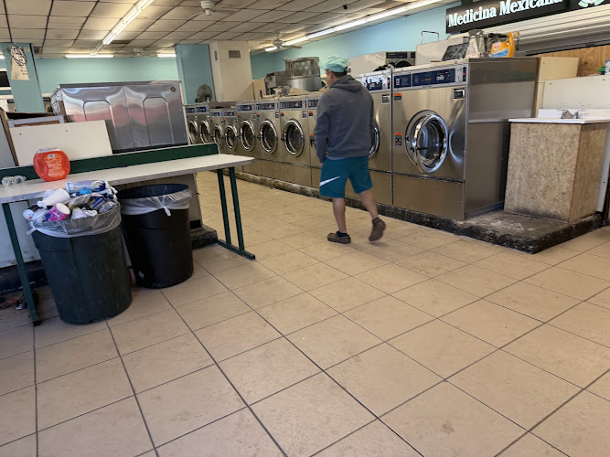 Kwik Wash Washeteria in Austin