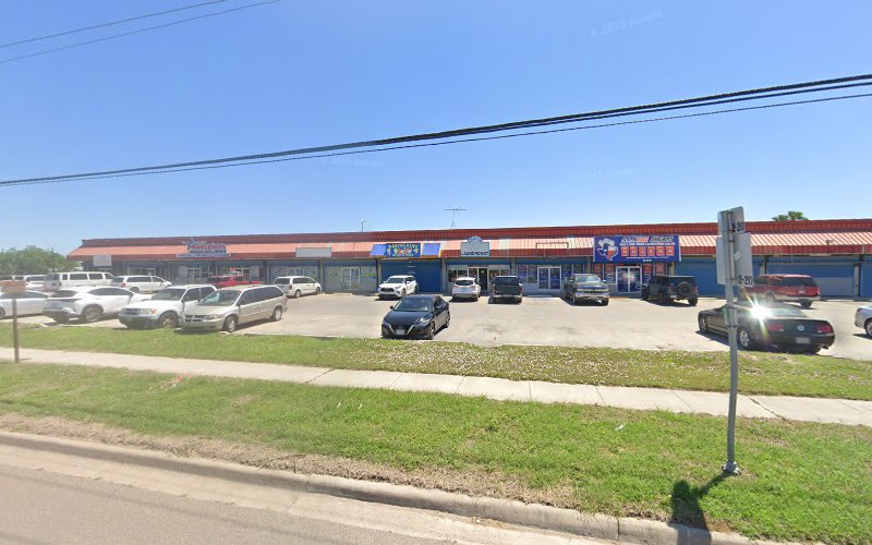 Las Milpas Delfin Laundry in Pharr
