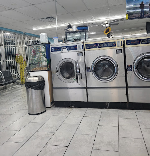 Lathrop Laundromat in Houston