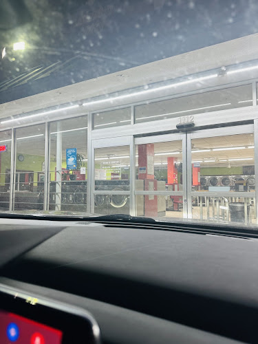 Laundry City Washateria in Dallas
