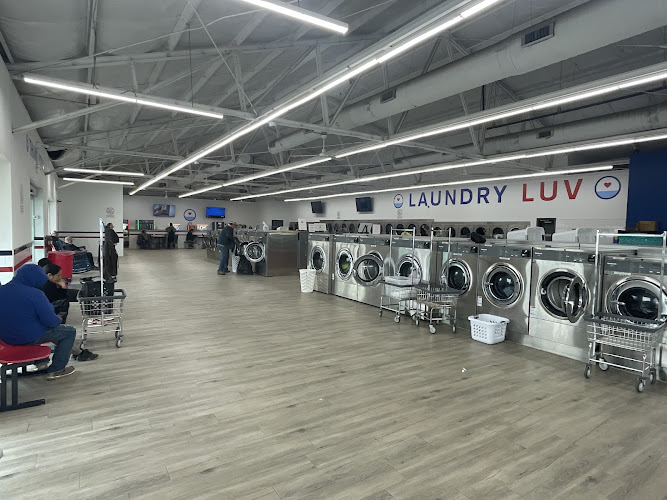 Laundry Luv Laundromat in San Angelo