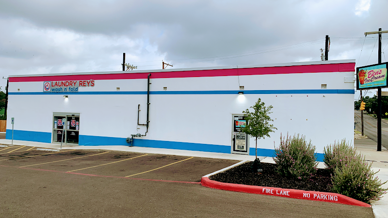 Laundry Rey's Wash N' Fold in San Antonio