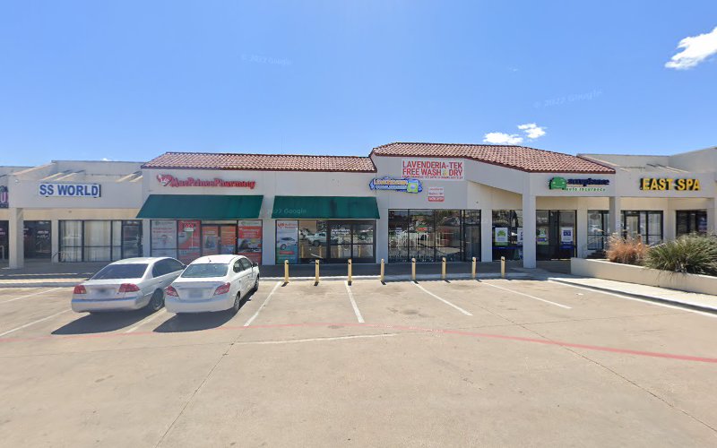Lavandería coin laundry in Fort Worth