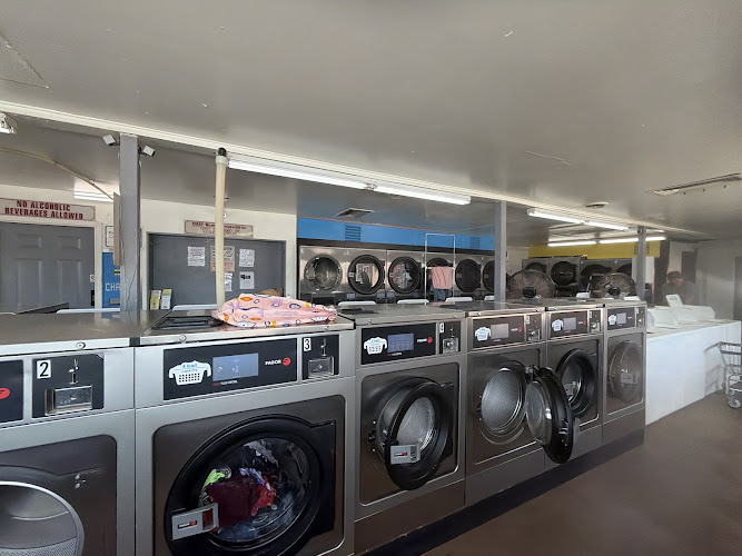Lemon Drop Laundry Spot & Storage in San Angelo