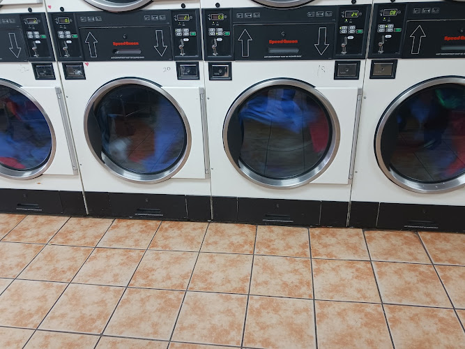 Mustang Laundry in Grapevine