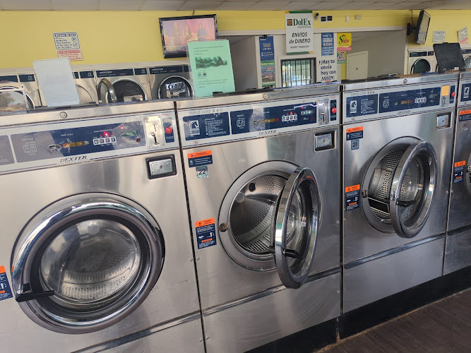 Nice & Clean Laundromat in Midland