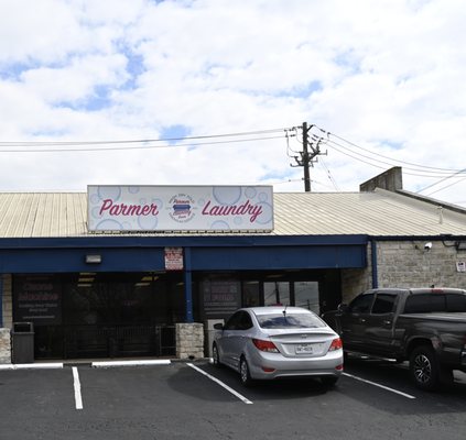 Parmer Laundromat in Austin