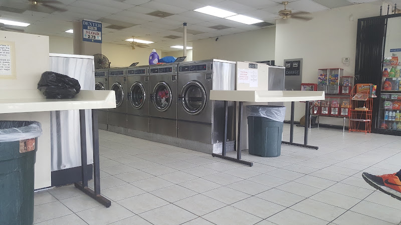 Polo Washateria in Houston