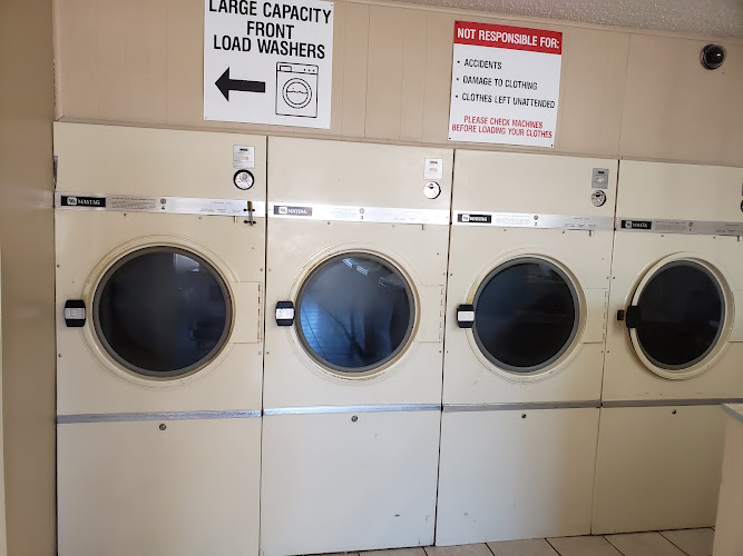 Pot Luck Laundromat in Shallowater
