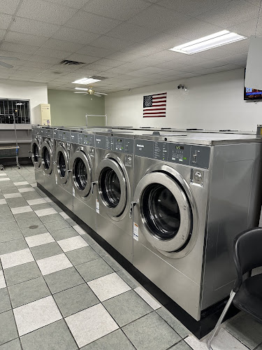 Rainwater Laundromat in El Paso