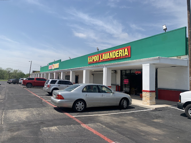 Rapido Lavanderia in Dallas