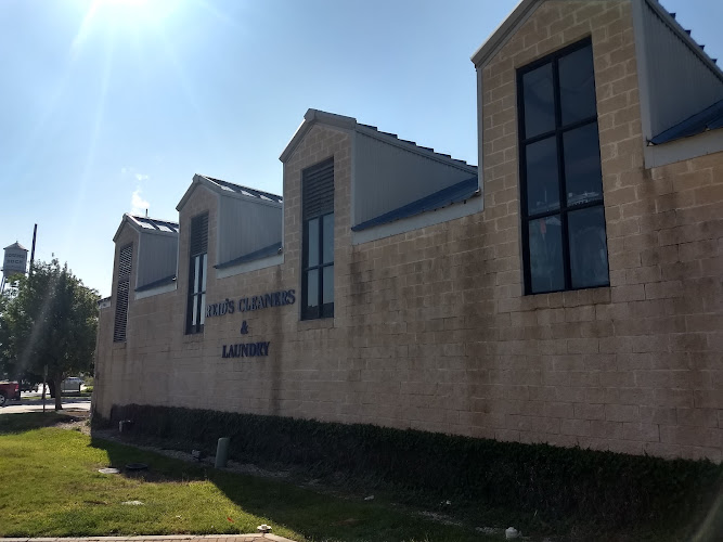 Reid's Cleaners & Laundry in Round Rock