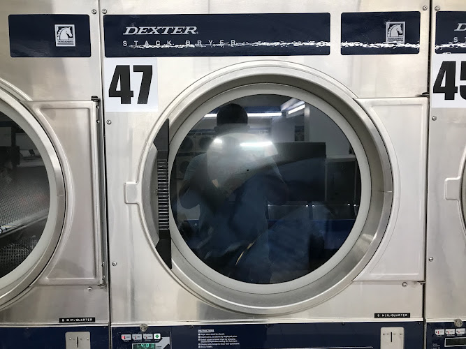 Richey Washateria in Pasadena
