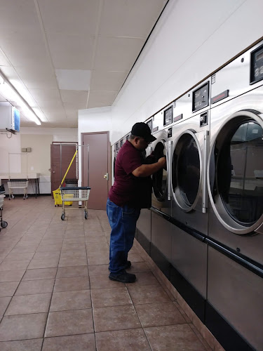 Ritter Coin Laundry in Elsa