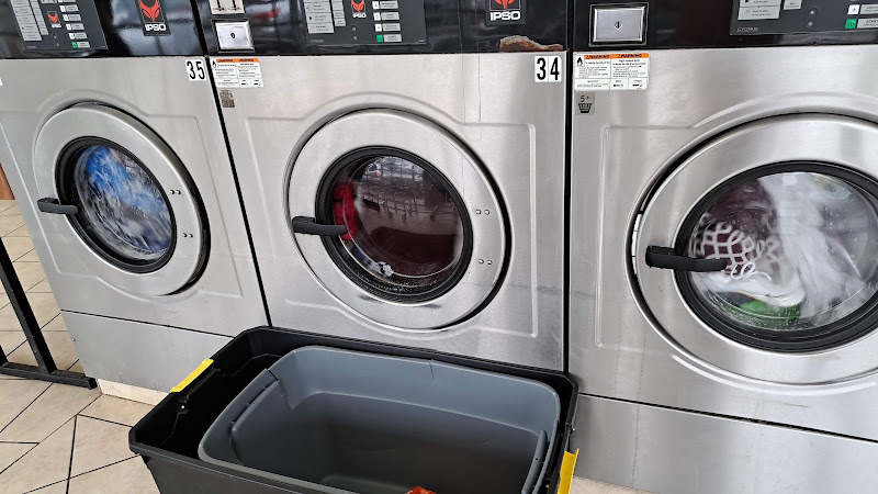 Skillman Lavanderia Wash-N-Dry in Dallas
