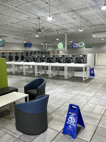 SpinXpress Laundry in Arlington