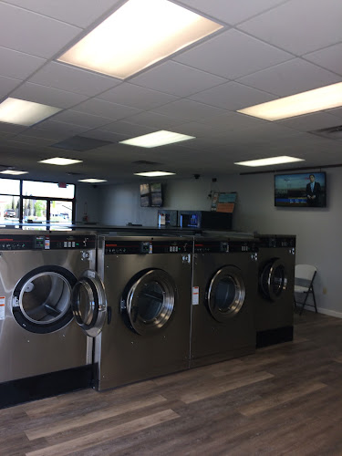 Splash Brothers Laundromat in El Paso