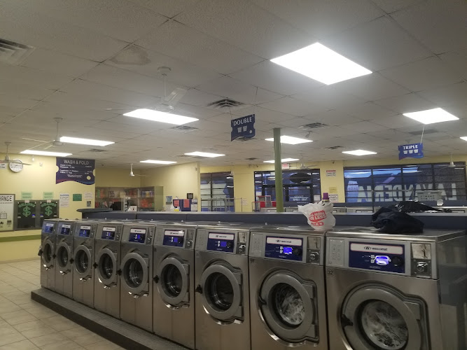 Sun Washateria in Houston