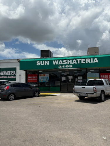 Sun washateria in Pasadena