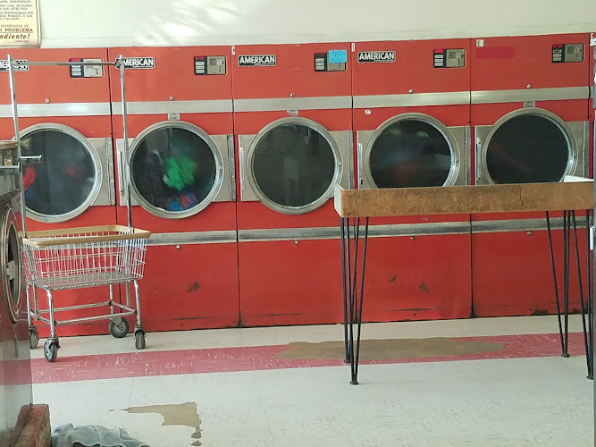 Sunshine Brite Laundry Center in Pearland