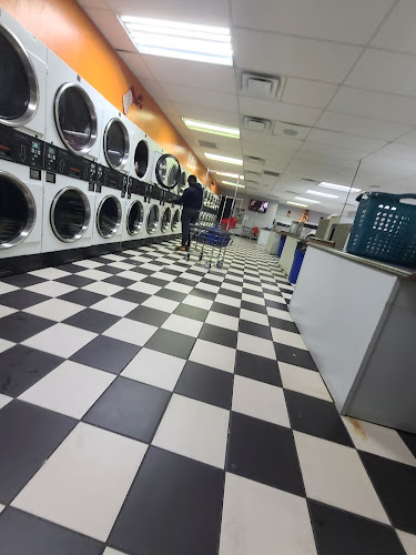 Super Laundry in Arlington