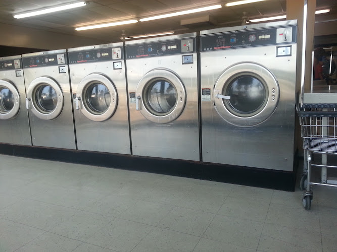 Texas Laundromat in Pasadena