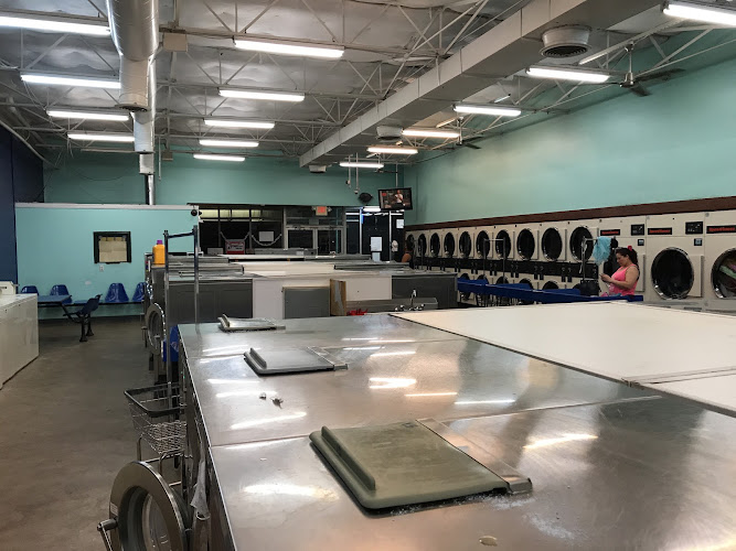 Tia's Lavanderia in Irving