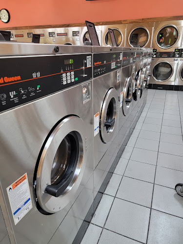 Tiny Bubbles Laundry in Arlington