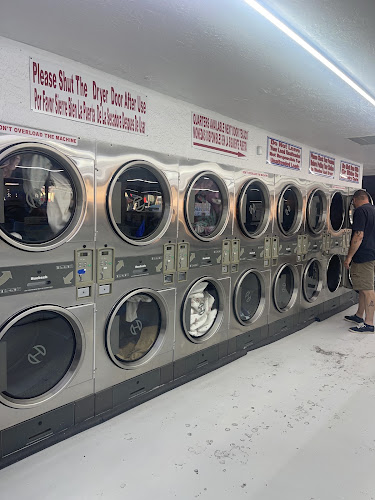 Tomball Washeteria in Tomball