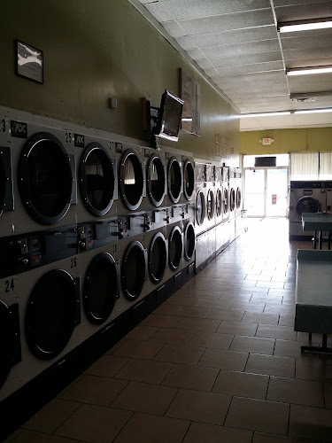 U Wash Laundromat in La Porte